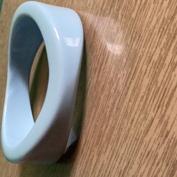 Vintage 80s Bangle Bracelet - Picture 2 of 6